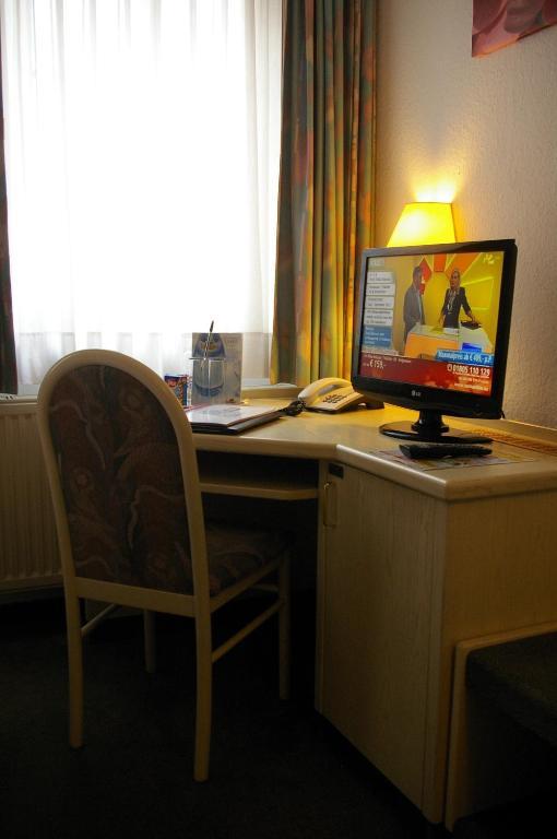 Hotel Zum Treuen Bartel Markgröningen Pokój zdjęcie